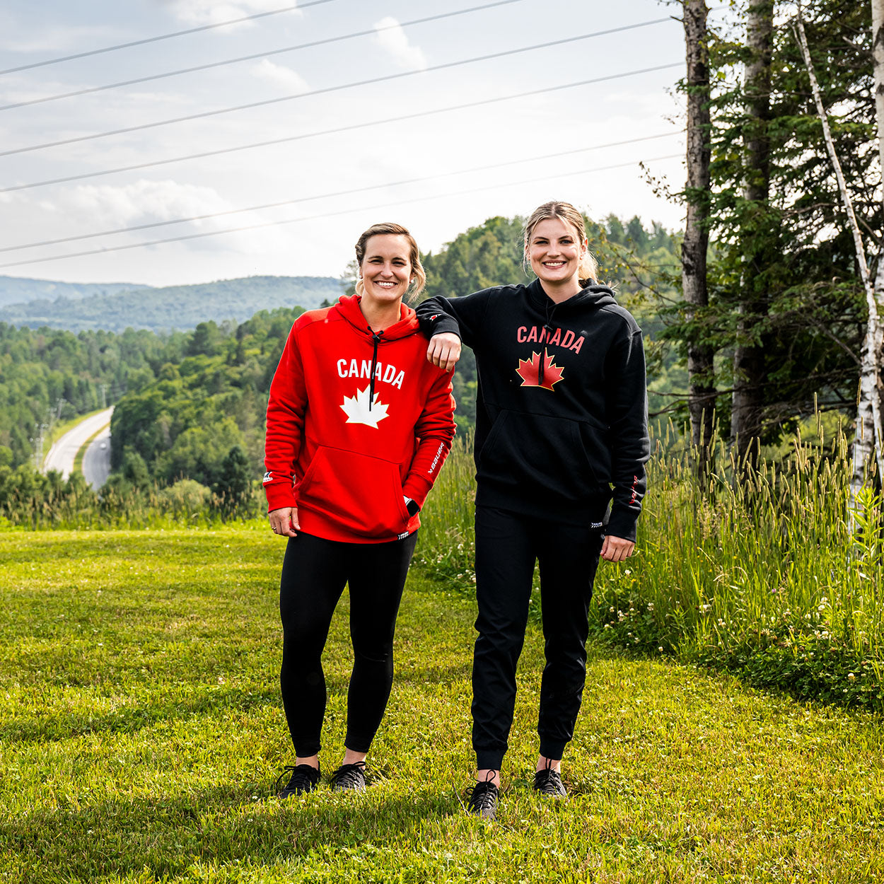 BAUER X HOCKEY CANADA® WOMEN’S HOODIE