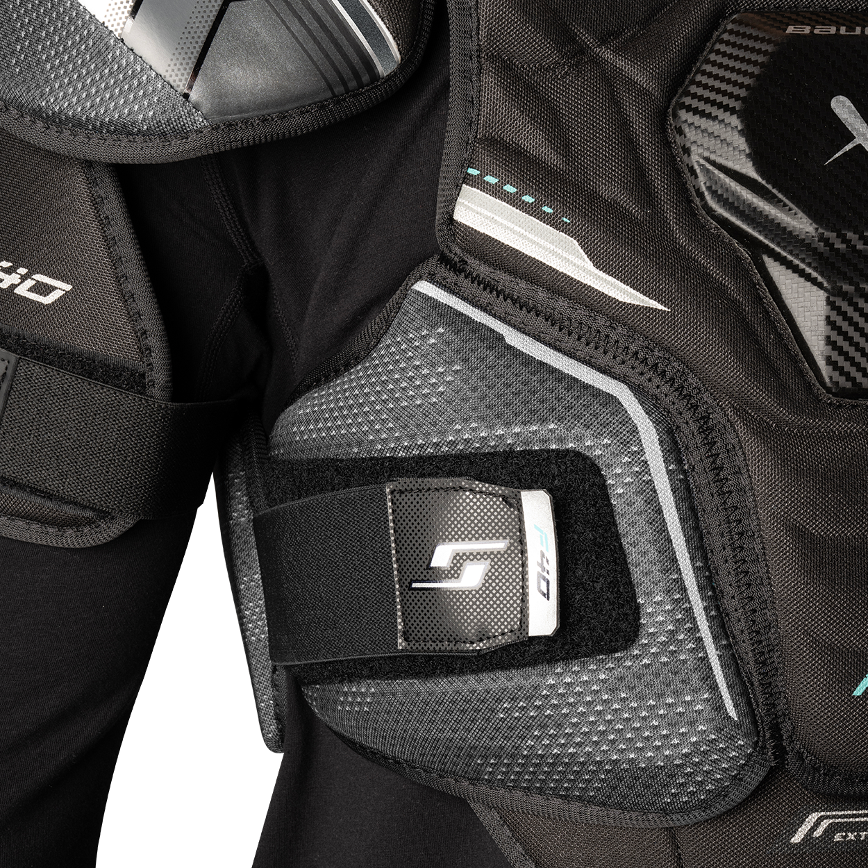 BAUER SUPREME F40 SHOULDER PAD SENIOR