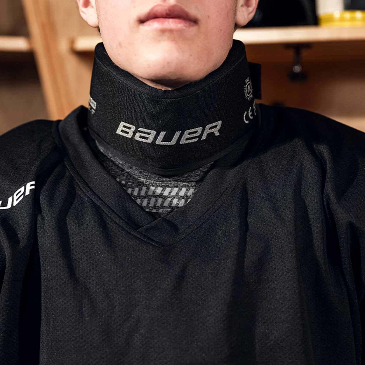 BAUER NG NLP7 CORE CUT-RESISTANT COLLAR