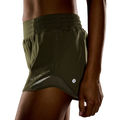 BAUER // lululemon Hotty Hot High-Rise Short 2.5"