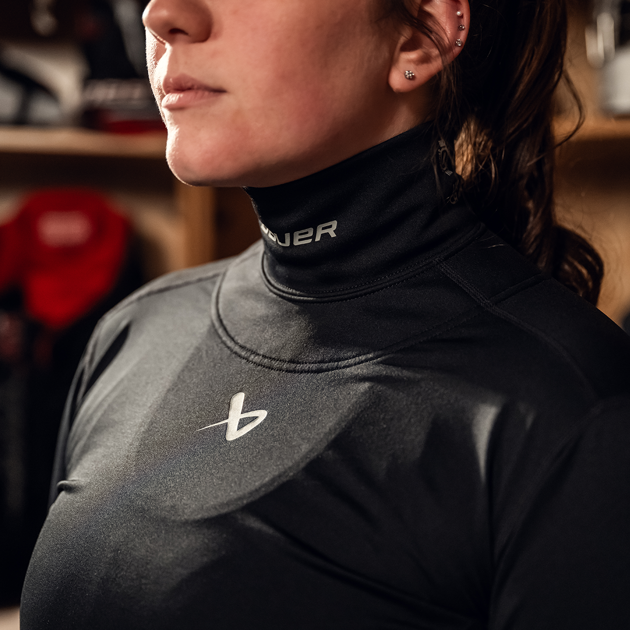 BAUER WMNS LS CUT-RESISTANT NECK PROTECT BASE LAYER